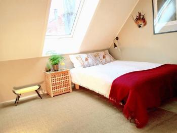 Central 2BR with balconies and art in historical university area, Bergen (foto 5)