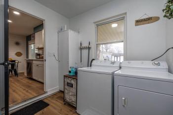 Close to airport* Pets*Fenced yard*A/C & Fast WIFI, Cleveland (photo 3)