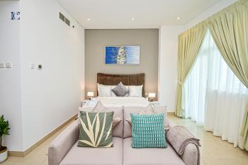 Luxury Escapes - Budget Studio with Balcony, Yacht Bay Marina, Dubaj (fotografie 3)