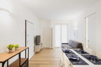 Easylife - Milano - P d Francesca 51 - City Life, Milan (photo 2)