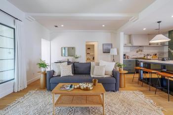 Designer 2 bed near Universal sleeps 8 hot tub, Los Angeles (zdjęcie 2)