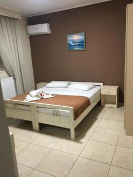 DyHouse, Slatina (fotografie 4)