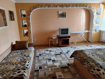 Апартаменти на Вул Перемоги 8 дрiб 3, Khmelnytsky (photo 3)