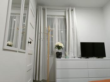 Bright & Comfy Stay in Newly Renovated Home with parking, Auckland (photo 2)