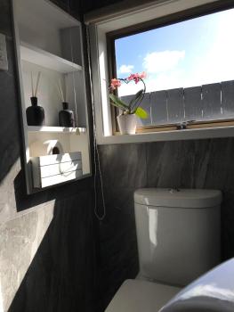 Onehunga Garden Tinyhouse with parking, Auckland (photo 4)