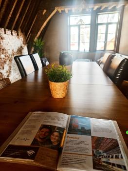 Rooftop apartment with 60m terrace overlooking the cathedral, Amberes (foto 4)
