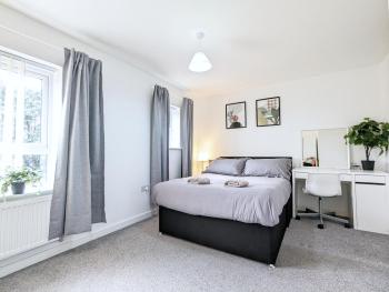 Guest Rooms Near City Centre & Anfield Free Parki, Liverpool (photo 3)