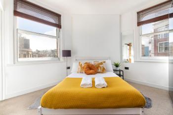 Luxury Central London Apartment - Farringdon, London (photo 3)