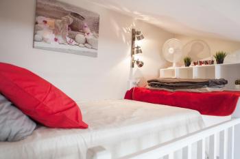 Spacious 2-Bedroom Family Duplex with Free Parking and Netflix, Bordeaux (Foto 4)