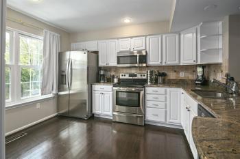 Sleeps 6, Nature trails, 40 Mins to DC, 2 cars MAX, Sterling (Foto 2)
