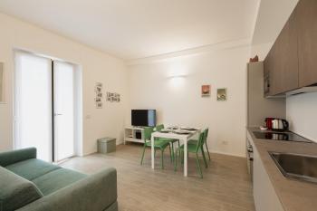 Easylife - Rifugio Luminoso a 10min da Centrale, Milan (photo 2)