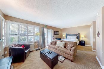 Condo 708 at North Creek Resort, Blue Mountains (photo 5)