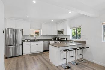 Mid-City Charm 2 BR 2 Bath with Parking 1, Los Angeles (zdjęcie 2)