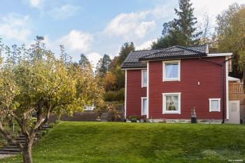 Charming apartment in a red house in Stockholm, Stockholm (photo 2)