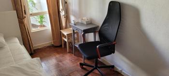 Cozy Room near Metro & Airport, Lissabon (Foto 4)