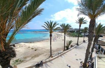 APT Borras & Roca Plana, fronte mare, Es Pujols (foto 2)