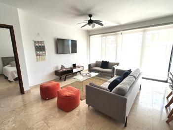 New Condo with Pool, Gym, A/C, WiFi, King Size bed, Cancún (photo 2)