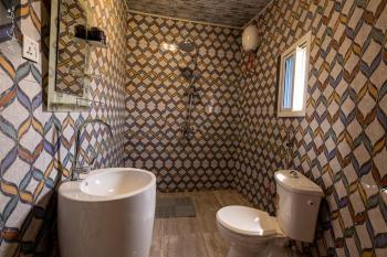 Room - Sleeps 3 - Balcony - Pool - Parking, Bakau (foto 3)