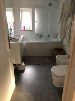 Stay in maison de metre in Etterbeek, Brusel (fotografie 4)