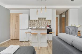 Cozy Old Town Studio for 4 Guests in Wrocław by Noclegi Renters, Breslau (Foto 5)