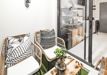 Midrand Classy & Eclectic 1-Bed w/Throwback Vibes, Midrand (zdjęcie 4)