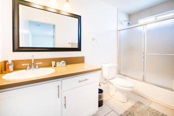Large chic 5-bedroom 3 bathroom clost to Downtown LA, Los Angeles (fotografie 2)