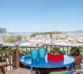 Central Lycabettus view, pr bath, pr living area, pr balcony, Atenas (foto 3)