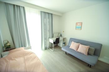 Privé kamer met chill room en gedeelde badkamer - rand Antwerpen - afrit E313 Wommelgem - vlakbij tramhalte lijn 9 en 24, Amberes (foto 3)