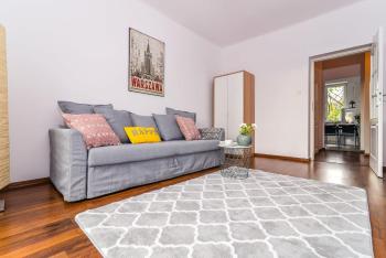Cozy Apartment with Balcony - Palace of Culture by Rent Like Home, Varšava (fotografie 2)