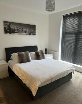 Stunning Flat with Parking Free near Sutton Station, Cheam (foto 3)