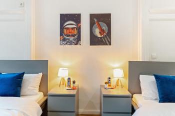 Neues zentrales Apartment,10 Betten,vollmöbliert, Wifi, Berlín (foto 3)