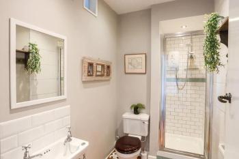 Druidsmoor - Sea Views-sleeps 8-Ravenspoint road, Trearddur (fotografie 3)