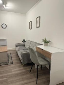 Flat in Luton Town Centre, Luton (photo 3)