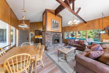 Starry Skies on the West Shore, Private Beach, Fireplace, Pet Friendly, Close to Ski Resorts, Tahoe City (foto 5)