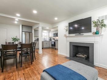 4 Bedroom Plaza Charmer Pet Friendly, Kansas City (foto 2)