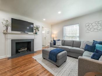 4 Bedroom Plaza Charmer Pet Friendly, Kansas City (foto 5)