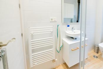 TrendyHomes Granada - moderno apartamento a 15 minutos del centro, Granada (fotografie 3)