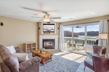 Condo at Parkview Bay - Your Lakefront Oasis, Osage Beach (photo 4)