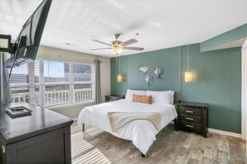 Condo at Parkview Bay - Your Lakefront Oasis, Osage Beach (photo 2)