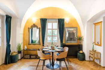 Adam's Apartment - Best Location, Прага (фото 2)