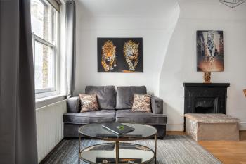Gorgeous One Bed AirCon Apt in the Heart of Central London, Londýn (fotografie 3)