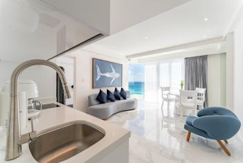 Beachfront Ocean View-boutique apartment •Gym •Spa, Cancún (photo 5)