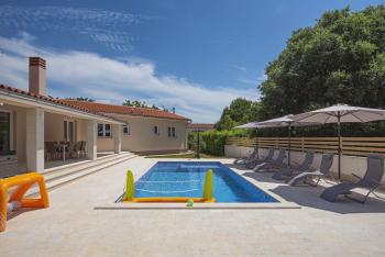 Villa mit Pool und klimatisierten Schlafzimmern, Vodnjan (foto 2)