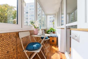 Smolna 8 - Warm Apartment with Balcony by Noclegi Renters, Warsaw (photo 4)