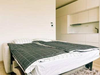 New studio in quiet part of the city center, Братислава (фото 5)