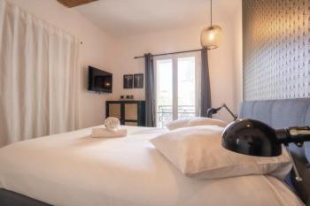 1BRE - Splendide appartement Vieux-Port, Marseille (photo 4)