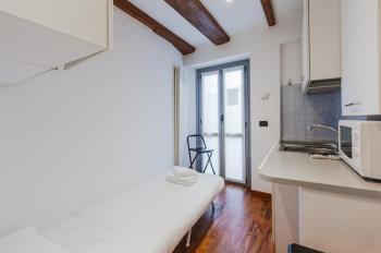 GuestHost - Sant Ambrogio Lovely Flat, Milán (fotografie 3)