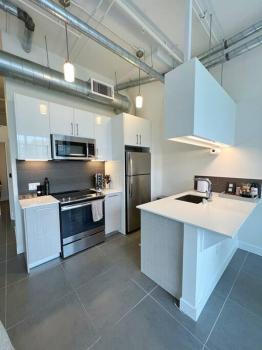 Modern Loft in DTLA - Rooftop Pool & Free Parking!, Los Angeles (fotografie 4)