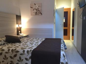 Hotel Holiday- Alla Finestrella, Bologna (Foto 3)