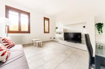Appartamento Unico a Bologna con 3 Camere e Parcheggio Gratuito, Boloňa (fotografie 4)